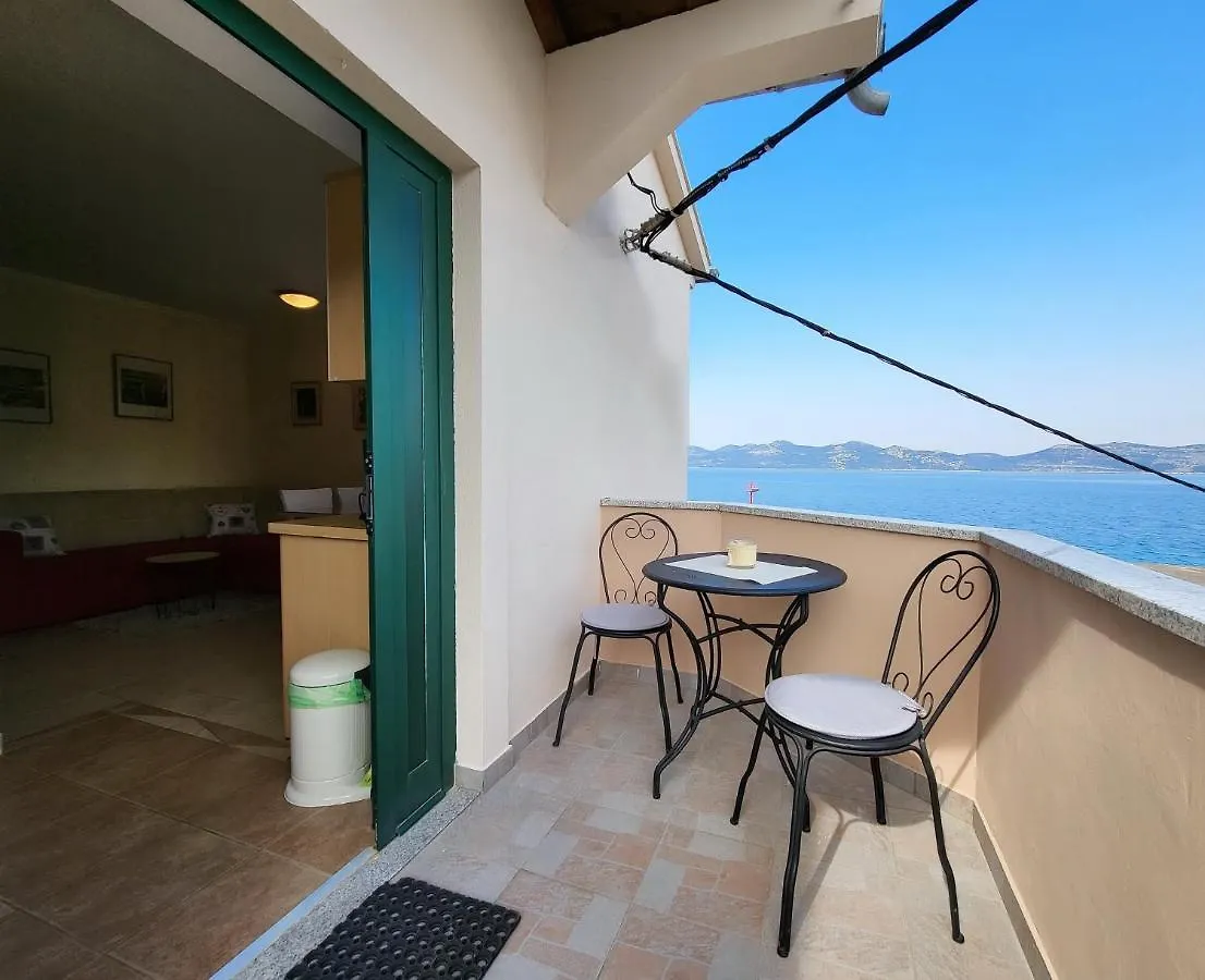 Holiday Home Duje Mali Iz 0*,  Croatia